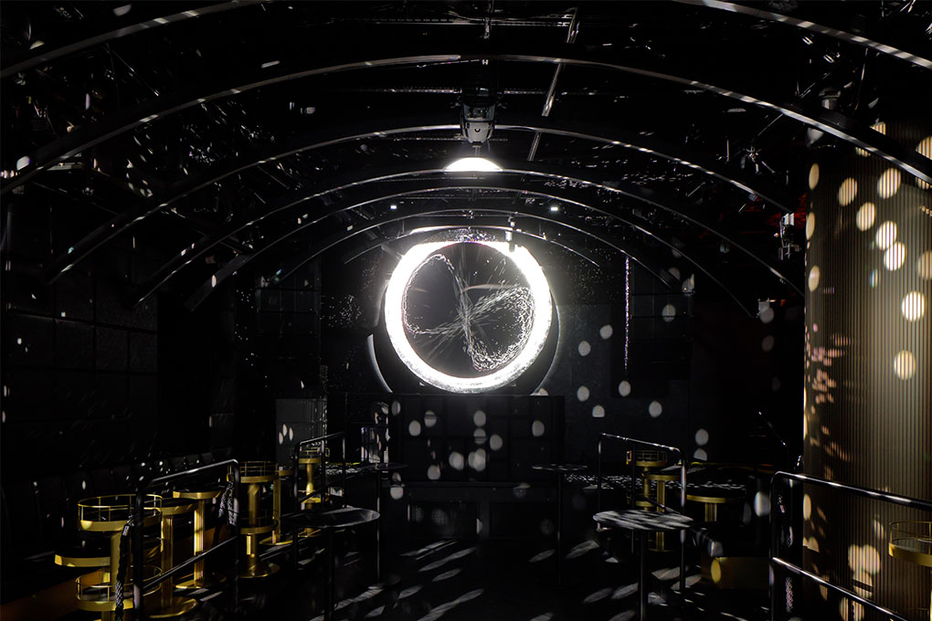 Hollow Moon (Ring) | ART GALLERY | 東急歌舞伎町タワー