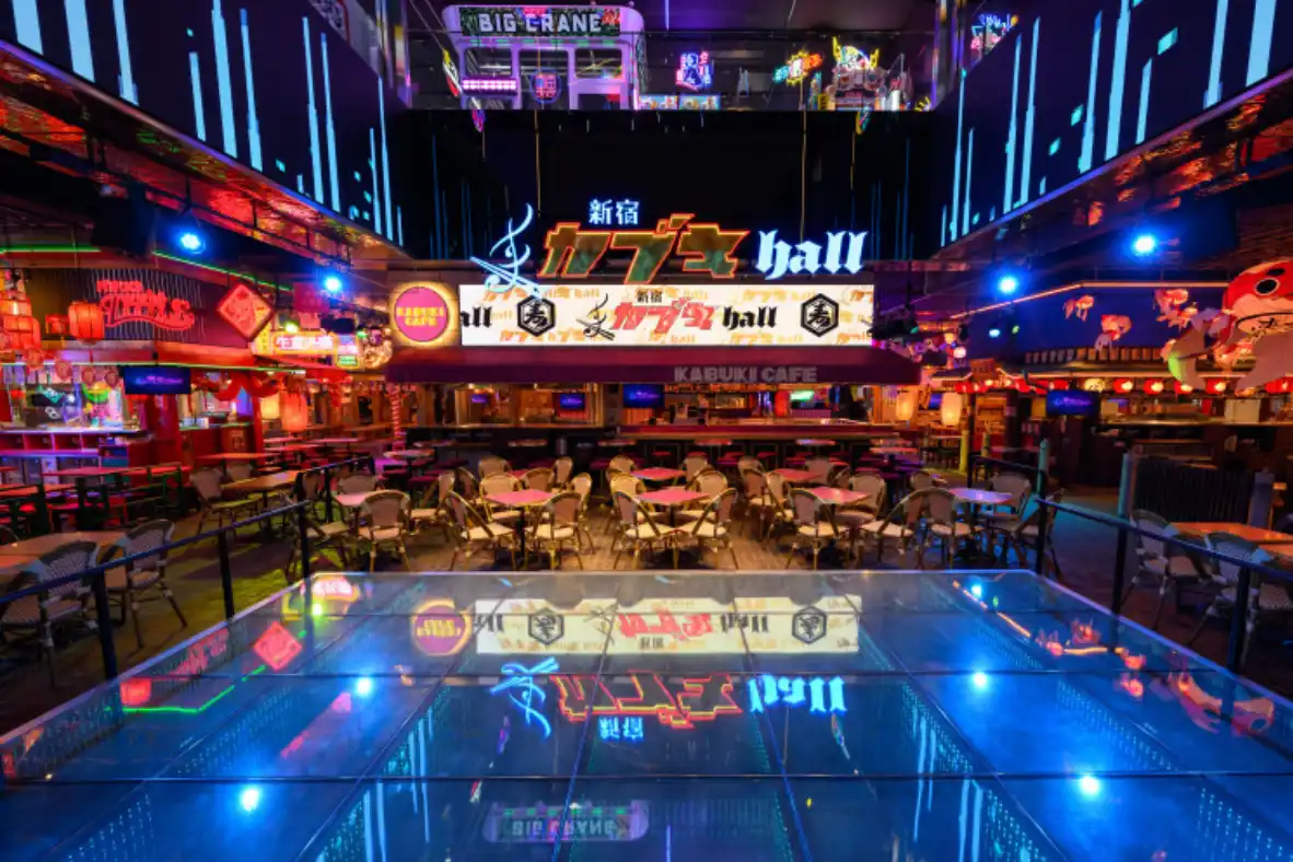 FIRST STAGE（カブキhall内ステージ）